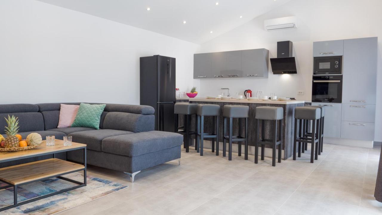 קראליביצה Luksuzna Kuca Za Odmor "Villa Romantica" מראה חיצוני תמונה
